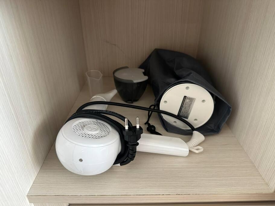 Monoroom Sillim Station 3min, High Floor View, Gangnam Station, Hongdae Station 20min, Airport Bus Stop 7min, Bedding Villa Seoul